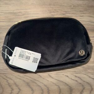 Lululemon Everywhere Belt Bag Velour Black Limited Edition Crossbody